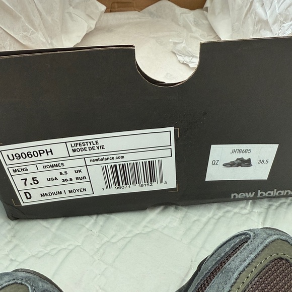 New Balance 9060 Blacktop Dark Moss EU38.5/US7.5 - Picture 10 of 11